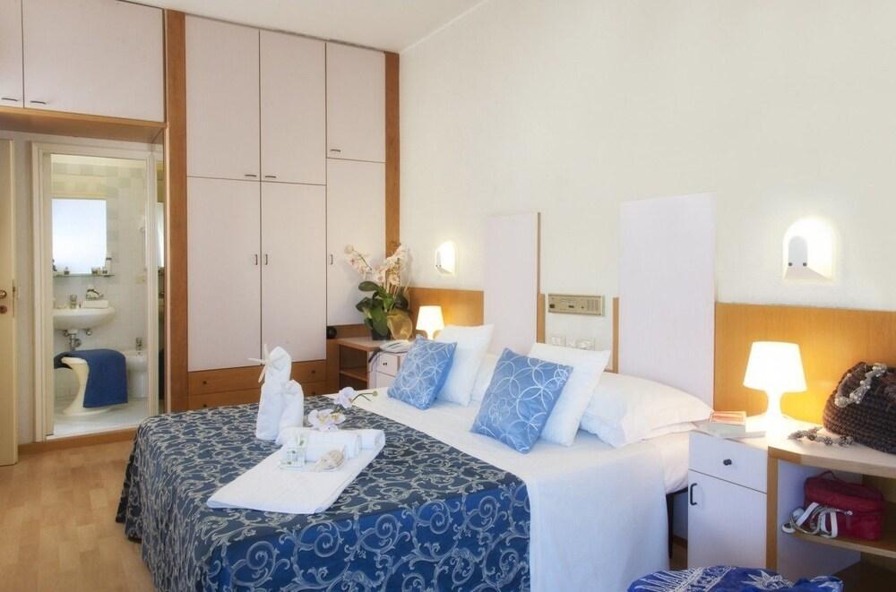Hotel Bel Air Riccione Ngoại thất bức ảnh